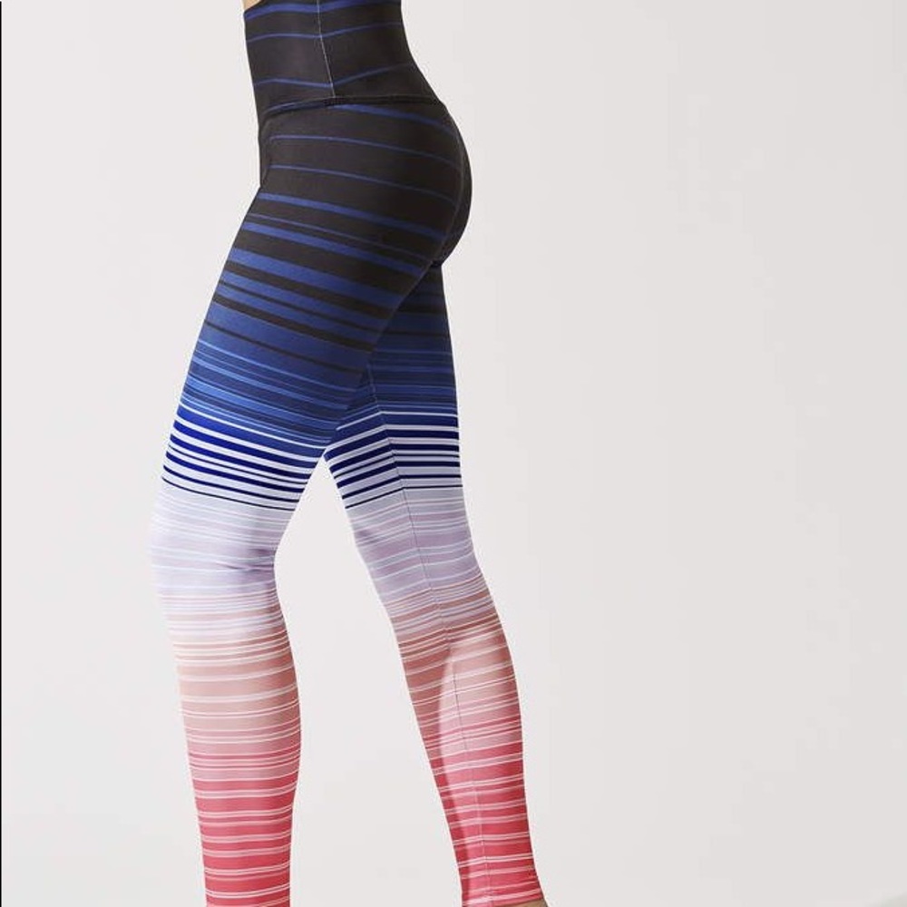 BEYOND YOGA SUMMER SHADE LEGGINGS ☀️🔥💙💕